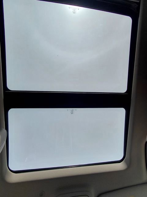 Certified 2023 Ford Explorer XLT w/ Equipment Group 202A image 10