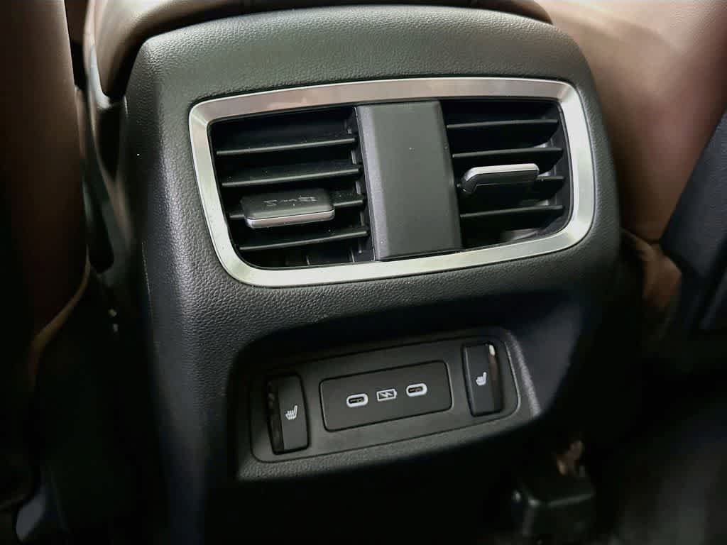 Used 2024 Acura RDX SH-AWD w/ Advance Package image 16
