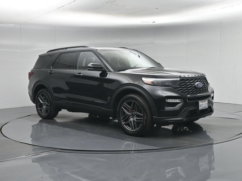 Certified 2023 Ford Explorer ST w/ Equipment Group 401A AWD/4WD image 6