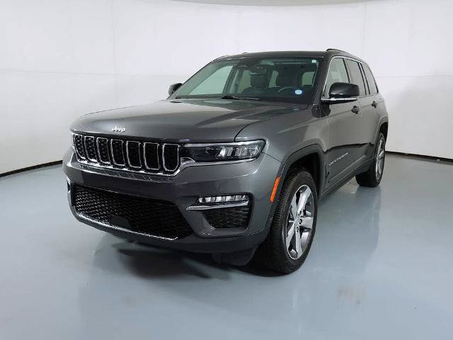 Used 2024 Jeep Grand Cherokee Limited AWD/4WD image 8