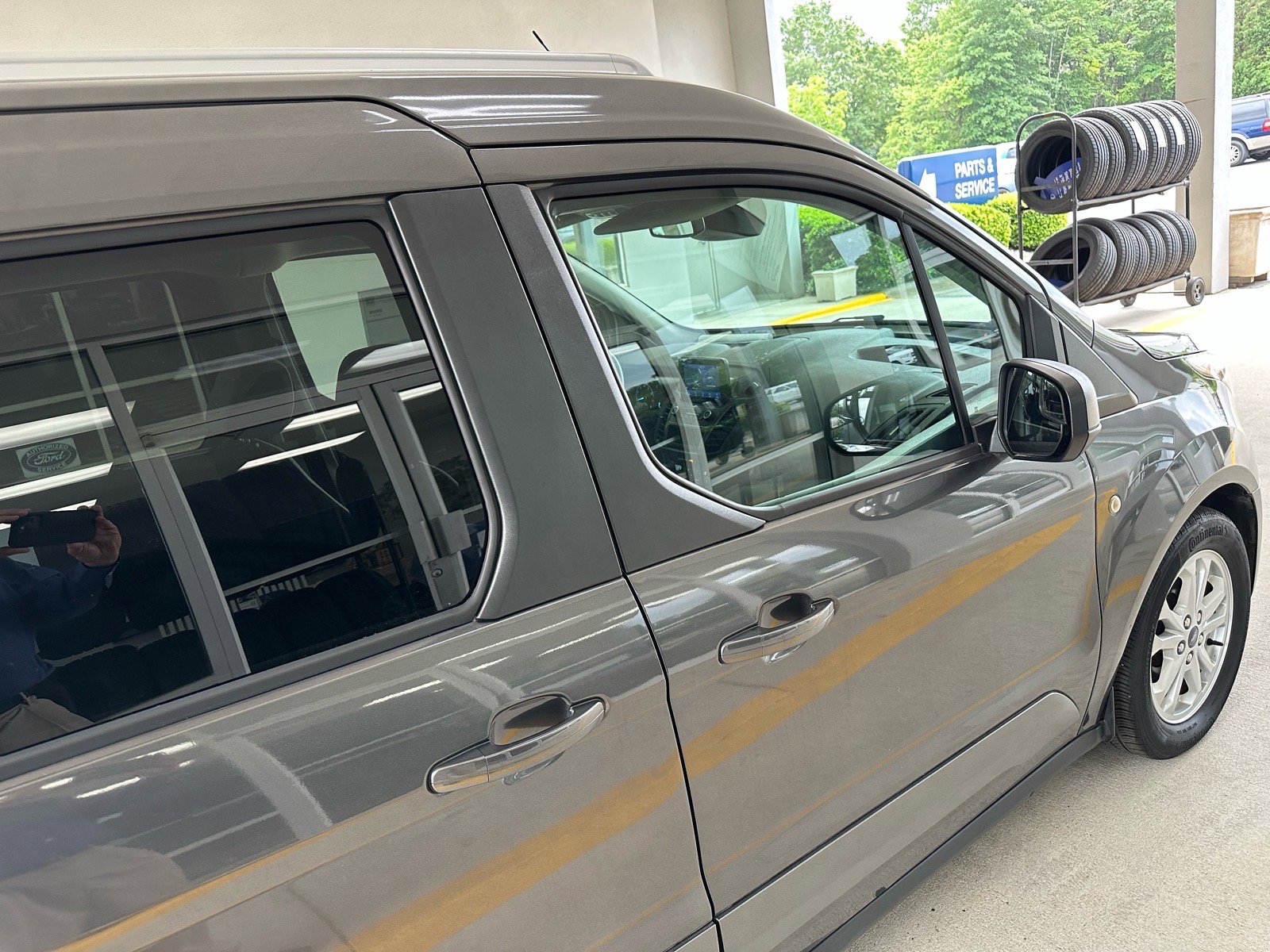 Certified 2019 Ford Transit Connect XLT FWD image 9