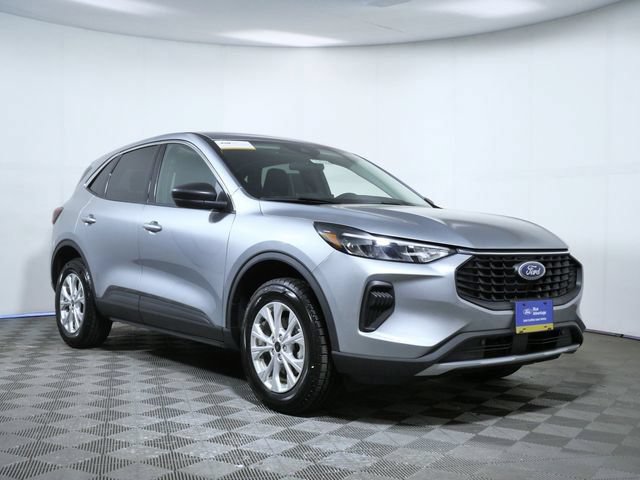 Certified 2024 Ford Escape Active w/ Tech Pack #1 AWD/4WD image 1