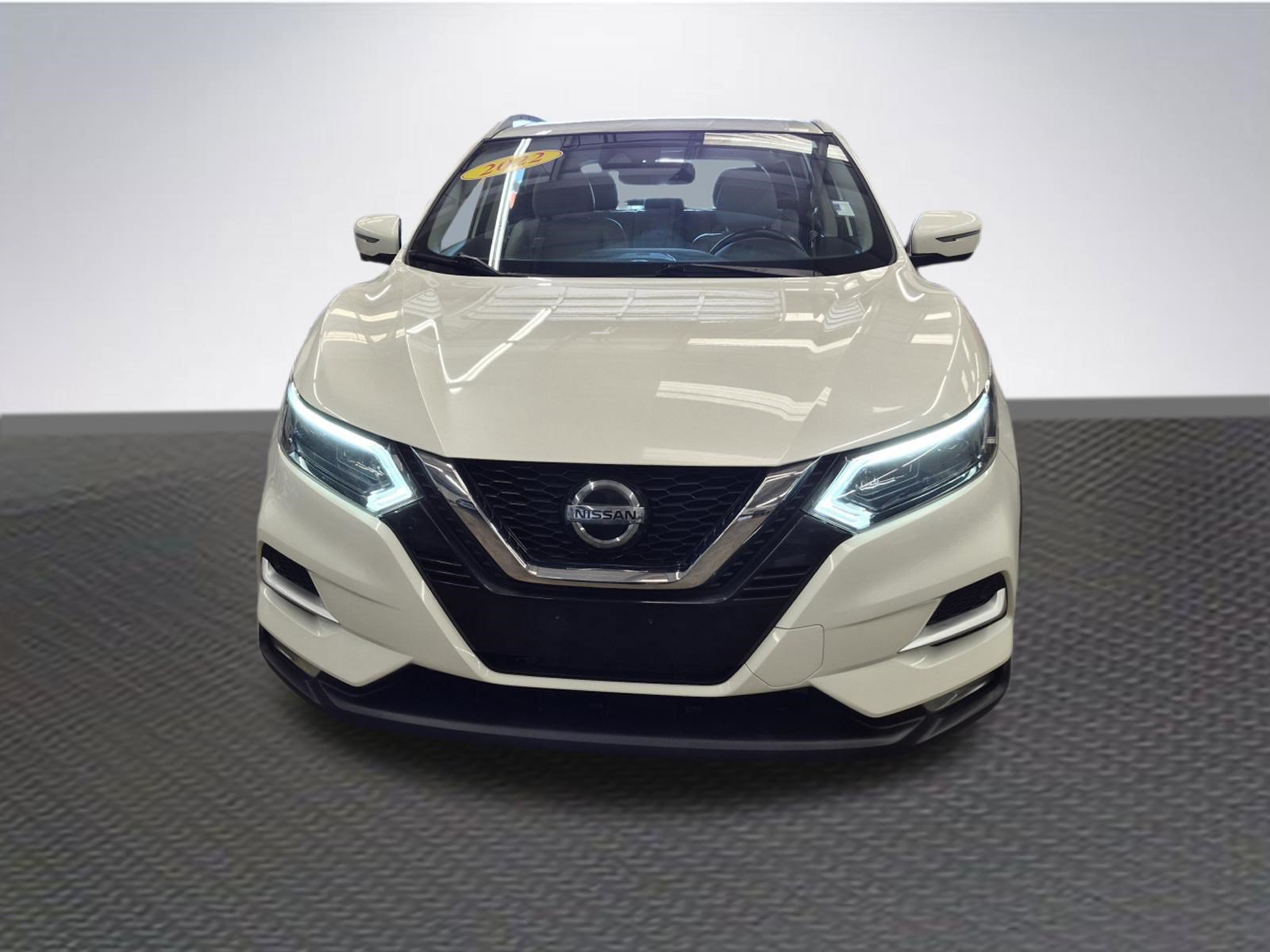 Used 2022 Nissan Rogue Sport SL w/ Premium Package AWD/4WD image 3