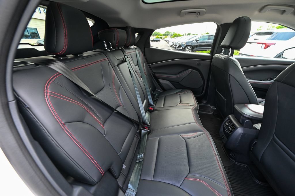 Certified 2025 Ford Mustang Mach-E Premium w/ Sport Appearance Package AWD/4WD image 28
