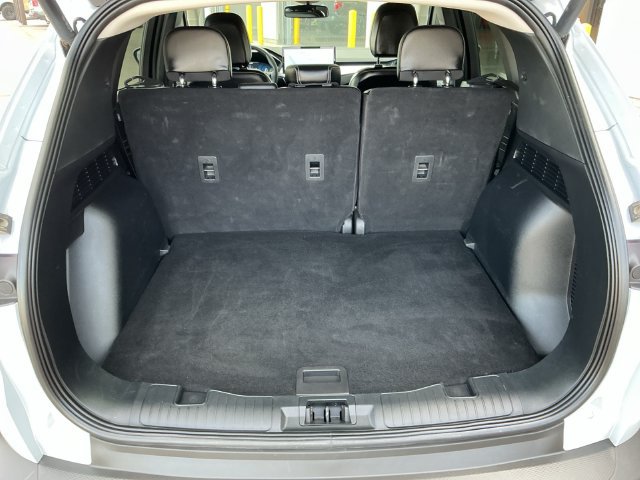 Certified 2025 Ford Escape Platinum AWD/4WD image 23