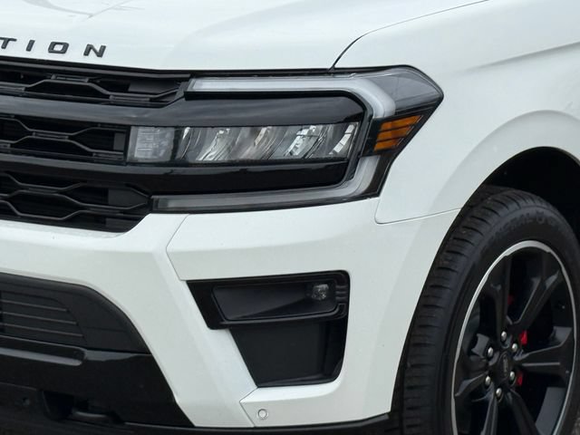 Certified 2023 Ford Expedition Limited AWD/4WD image 16