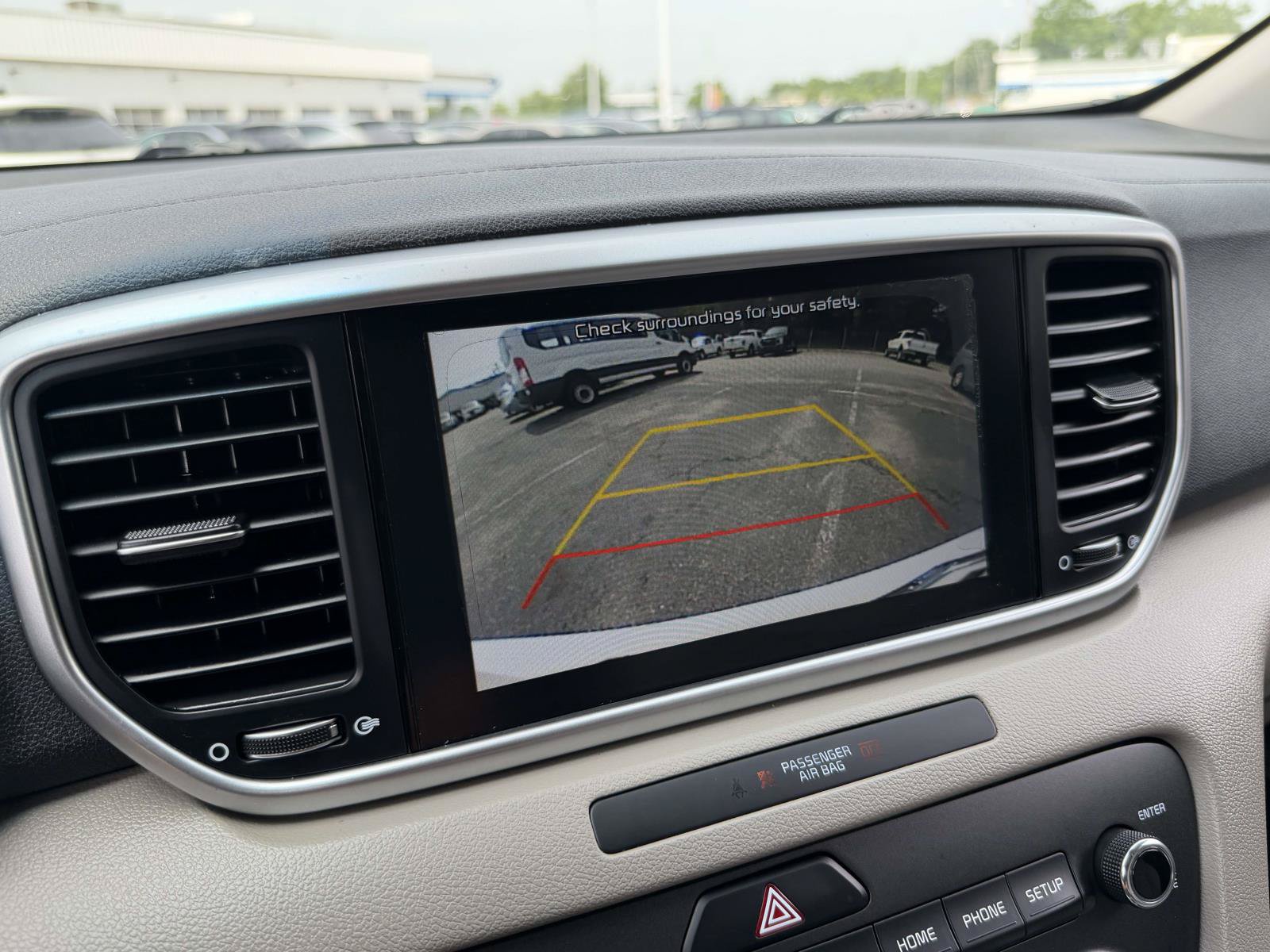 Used 2020 Kia Sportage LX AWD/4WD image 9