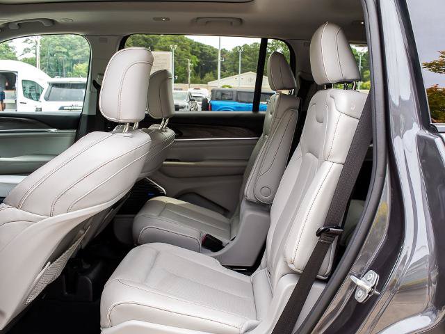 Used 2022 Jeep Grand Cherokee L Overland AWD/4WD image 17