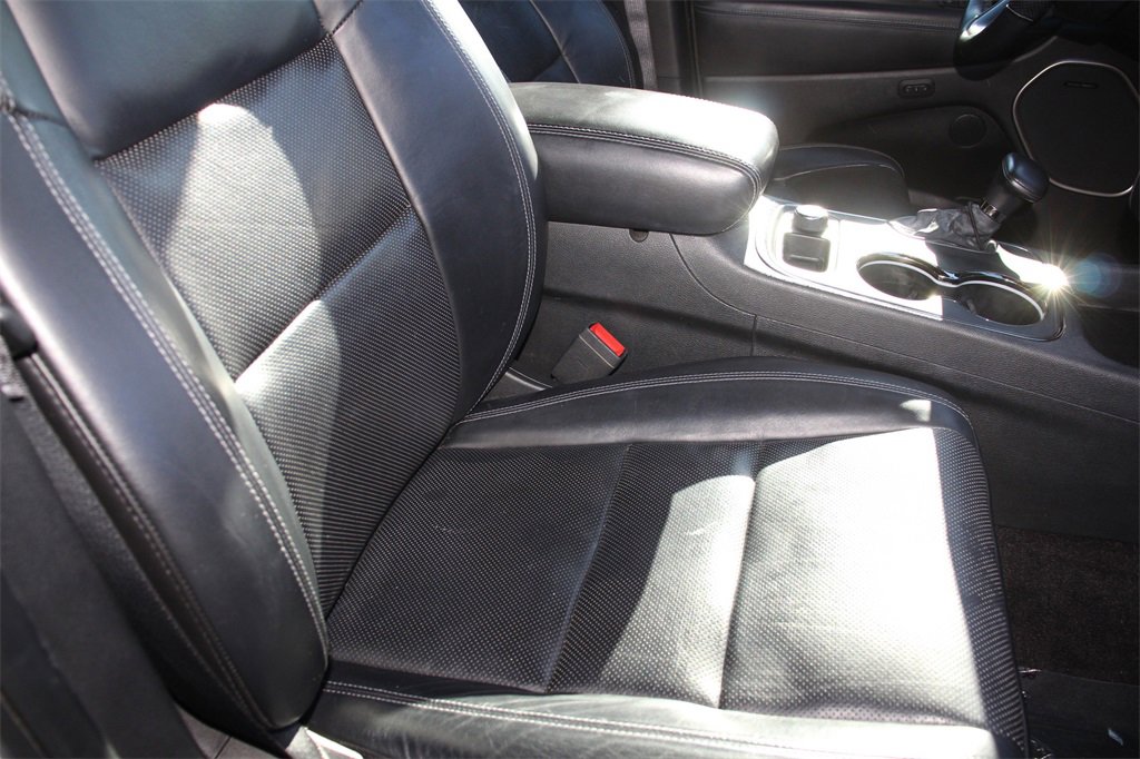 Used 2019 Dodge Durango R/T w/ Technology Group image 29