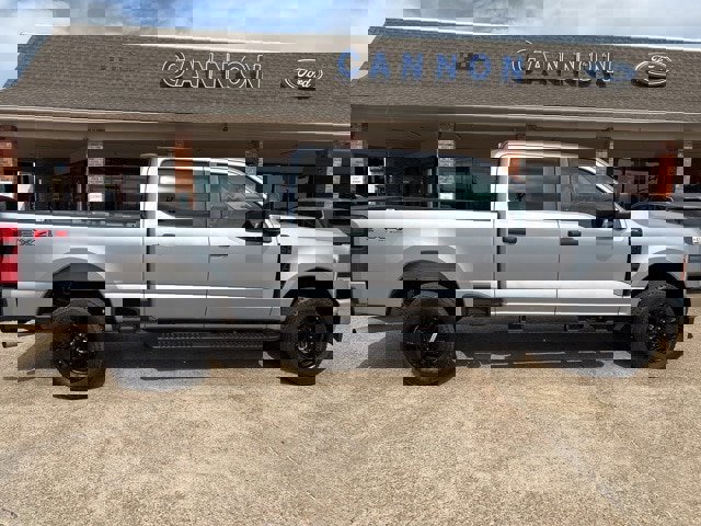 Certified 2023 Ford F250 XL w/ STX Appearance Package image 7