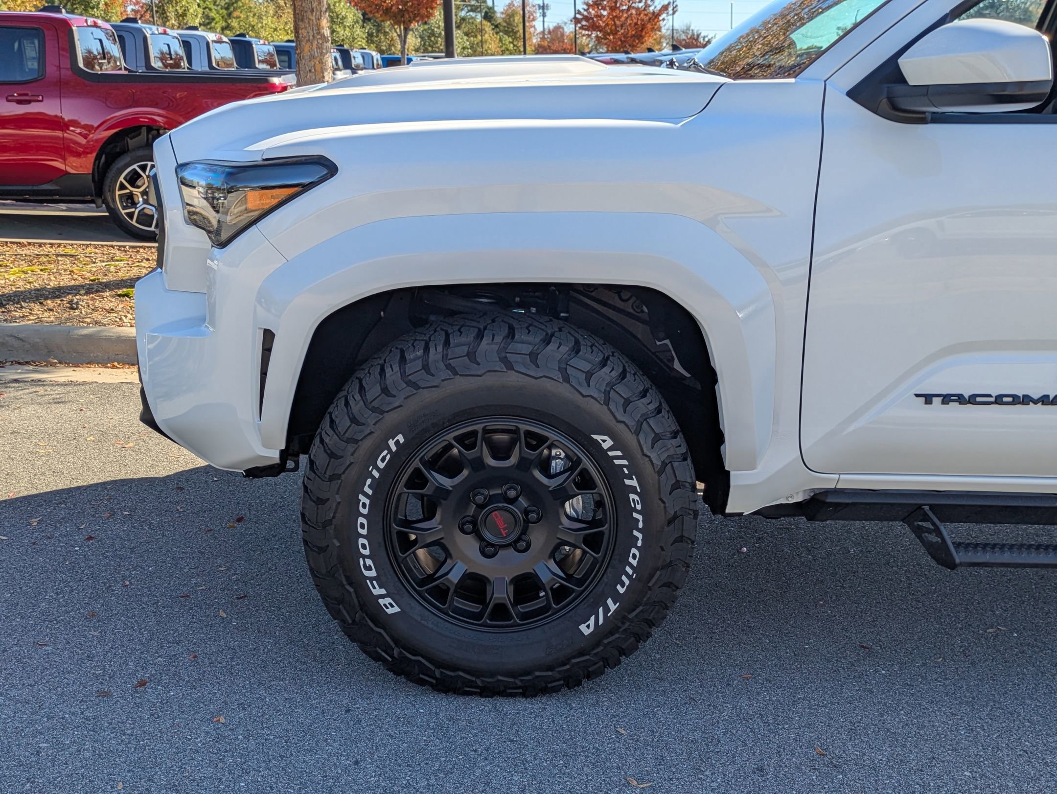 Used 2025 Toyota Tacoma TRD Sport image 11
