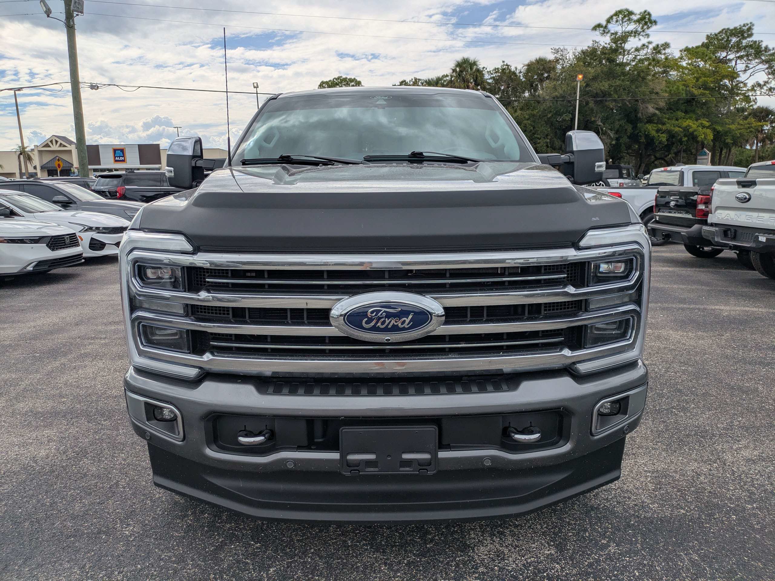 Certified 2024 Ford F250 Limited w/ FX4 Off-Road Package AWD/4WD image 9