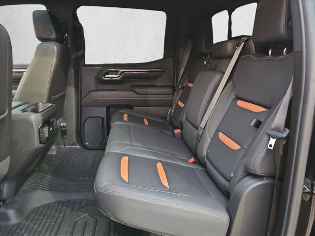 Used 2023 GMC Sierra 1500 AT4 w/ AT4 Premium Package AWD/4WD image 21