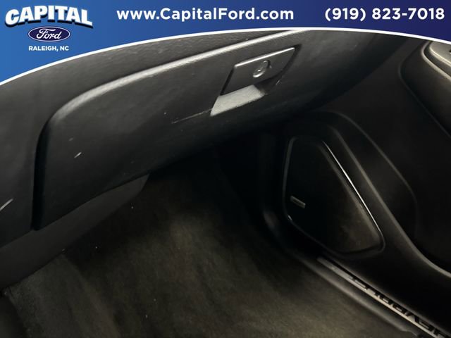 Used 2018 Chevrolet Tahoe Premier AWD/4WD image 28