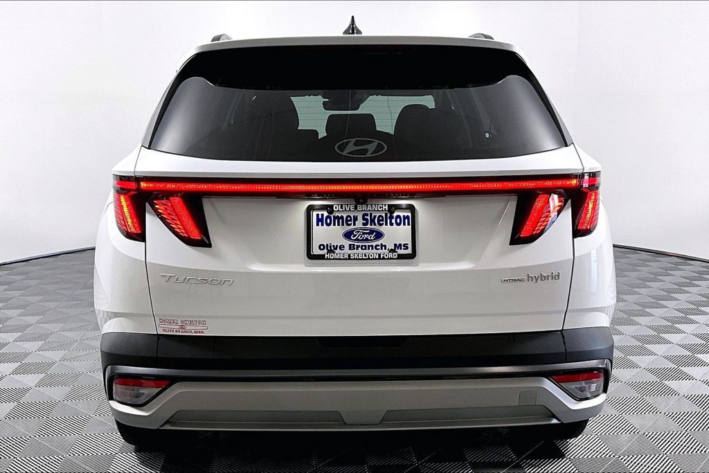 Used 2025 Hyundai Tucson SEL AWD/4WD image 4