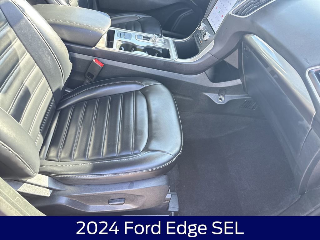 Certified 2024 Ford Edge SEL image 13