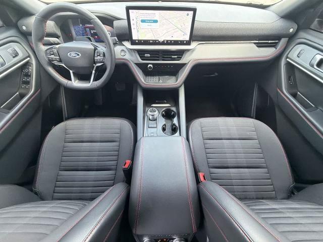 Certified 2025 Ford Explorer ST-Line w/ Premium Package AWD/4WD image 15