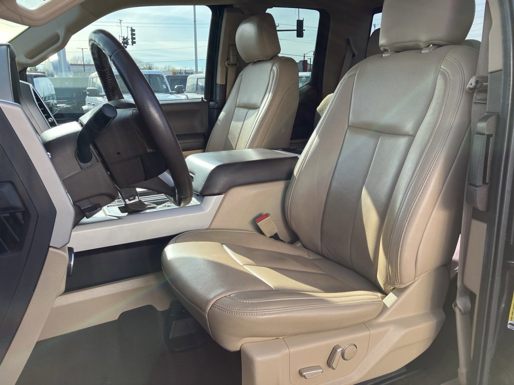 Certified 2018 Ford F150 Lariat w/ Equipment Group 501A Mid image 32