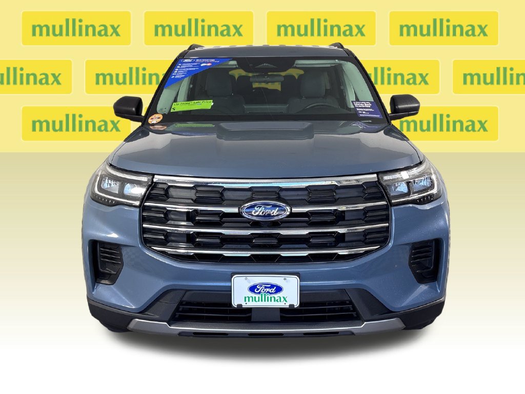 Certified 2025 Ford Explorer Active RWD image 16