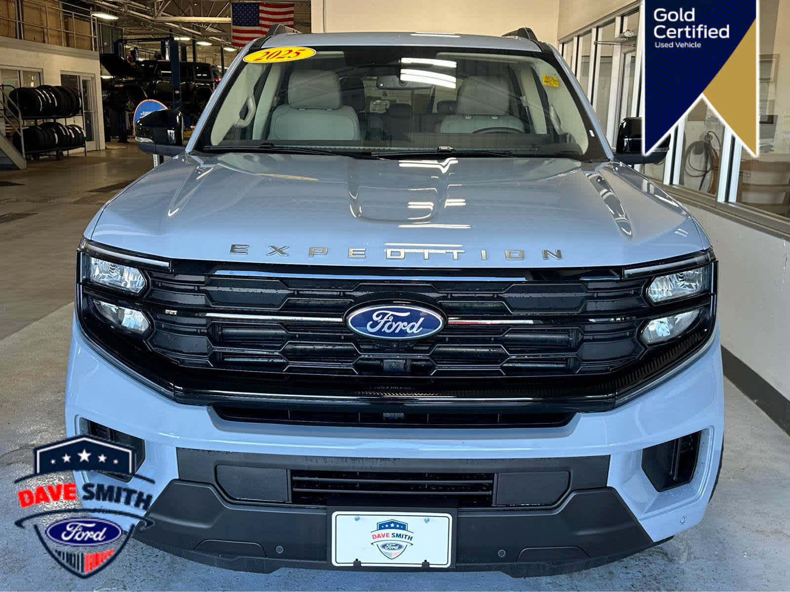 Certified 2025 Ford Expedition Active AWD/4WD image 59