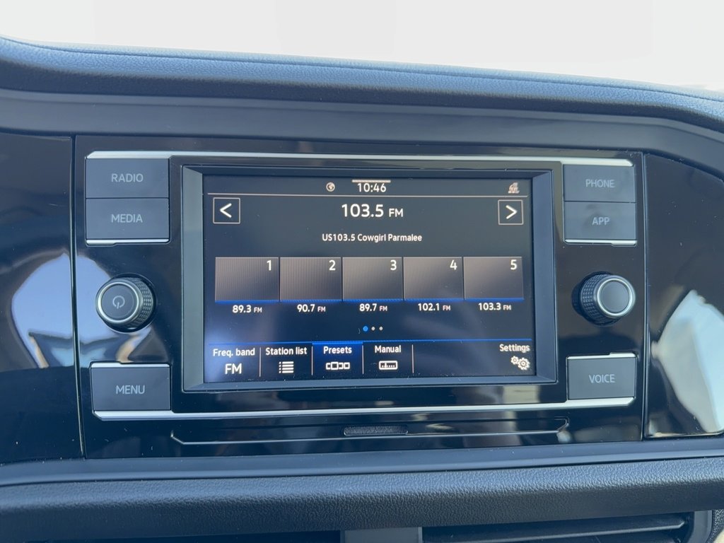 Used 2021 Volkswagen Jetta SE image 19