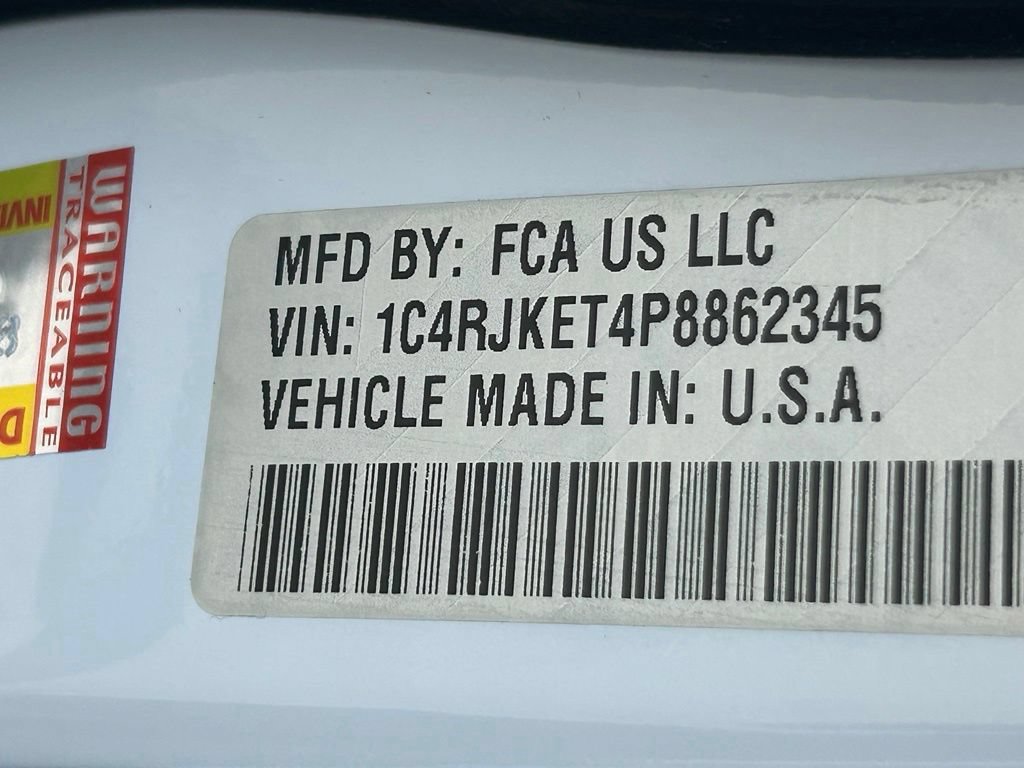 Used 2023 Jeep Grand Cherokee L Summit AWD/4WD image 45
