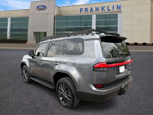 Used 2025 Lexus GX 550 w/ Accessory Package (2T) AWD/4WD image 3