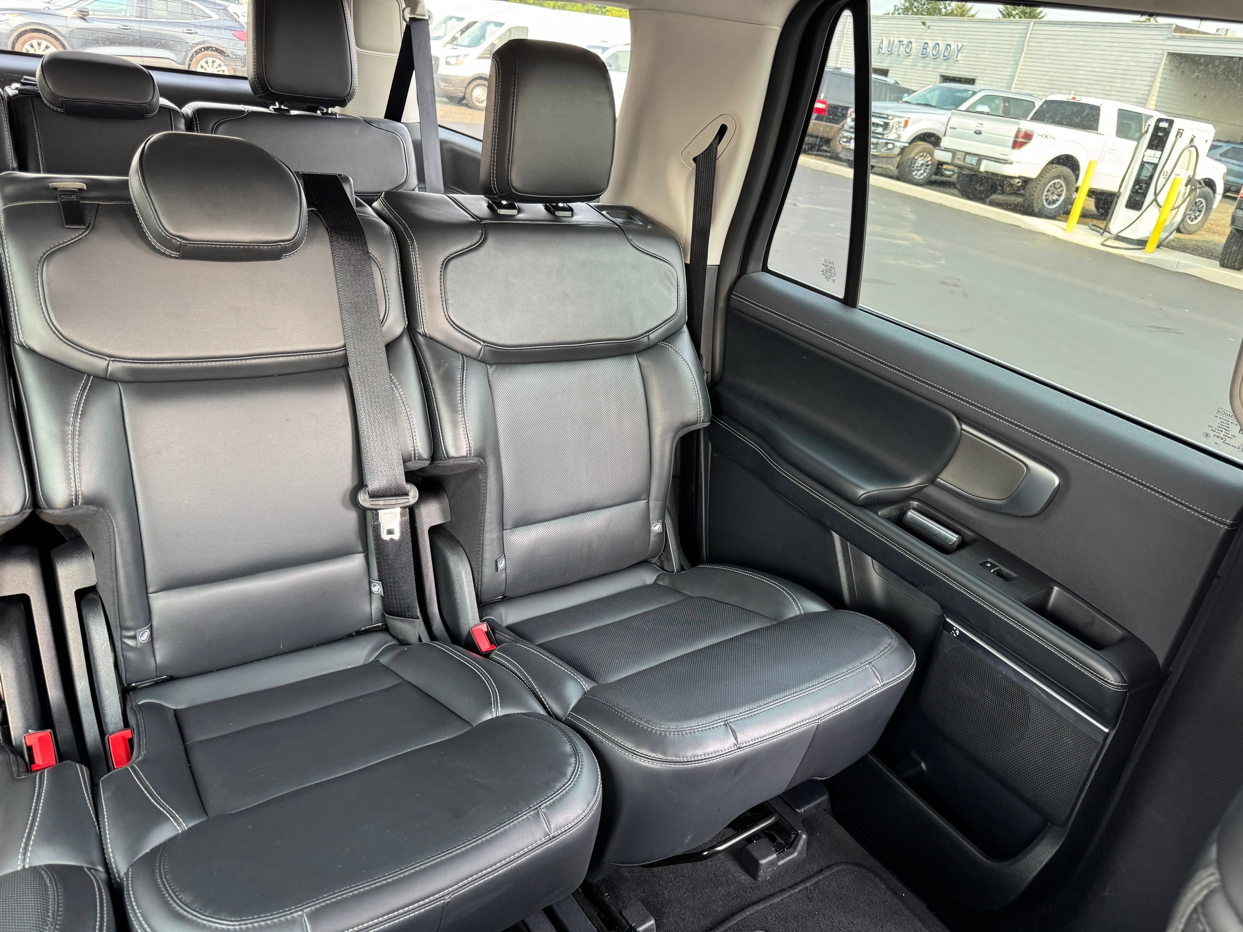 Certified 2025 Ford Expedition Max Platinum AWD/4WD image 35