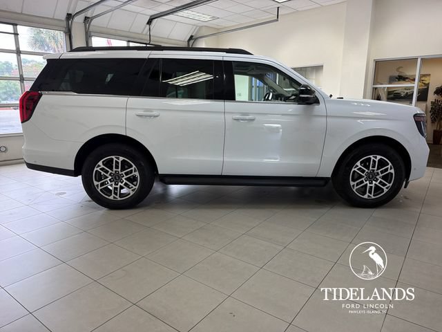 Certified 2025 Ford Expedition Active RWD image 10