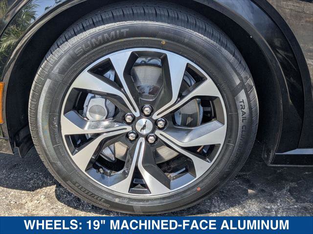 Certified 2022 Ford Mustang Mach-E Premium AWD/4WD image 9