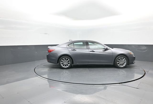 Used 2018 Acura TLX w/ Technology Package image 8