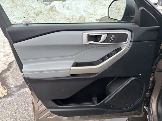 Certified 2021 Ford Explorer XLT w/ Equipment Group 202A image 22