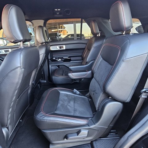 Certified 2022 Ford Explorer ST-Line image 14