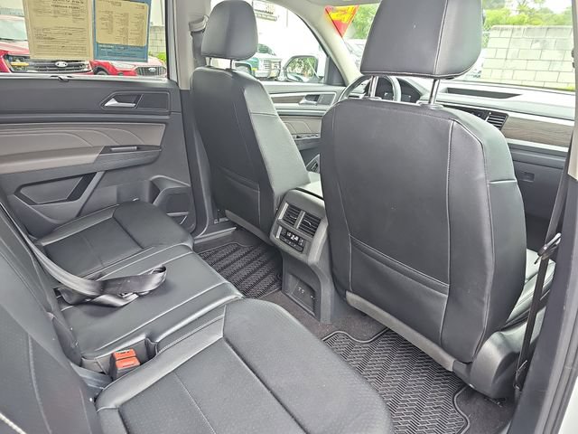 Used 2022 Volkswagen Atlas SE w/ Black Wheel Package FWD image 13