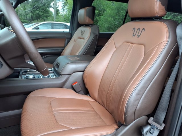 Certified 2024 Ford Expedition Max King Ranch AWD/4WD image 4