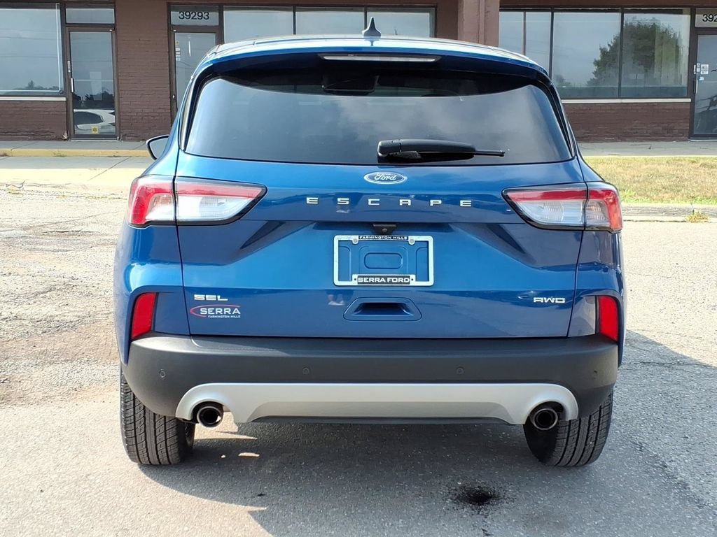 Certified 2022 Ford Escape SEL AWD/4WD image 4