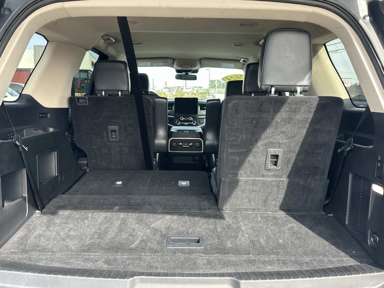 Certified 2024 Ford Expedition XLT image 8