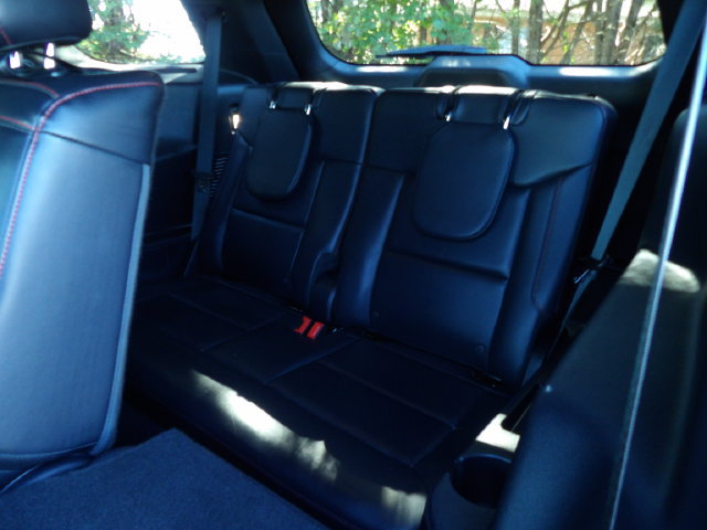 Certified 2025 Ford Explorer ST-Line w/ ST-Line Street Pack AWD/4WD image 12