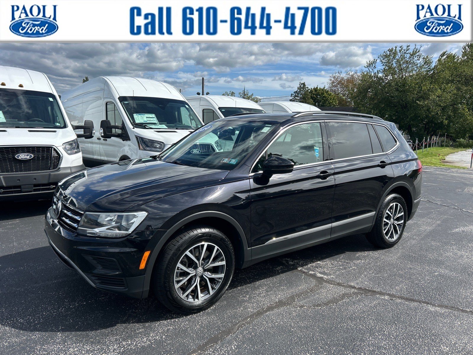 Used 2020 Volkswagen Tiguan SE w/ Panoramic Sunroof Package AWD/4WD image 1