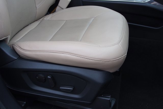 Certified 2021 Ford Explorer Limited w/ Hybrid Equipment Group 310A image 12