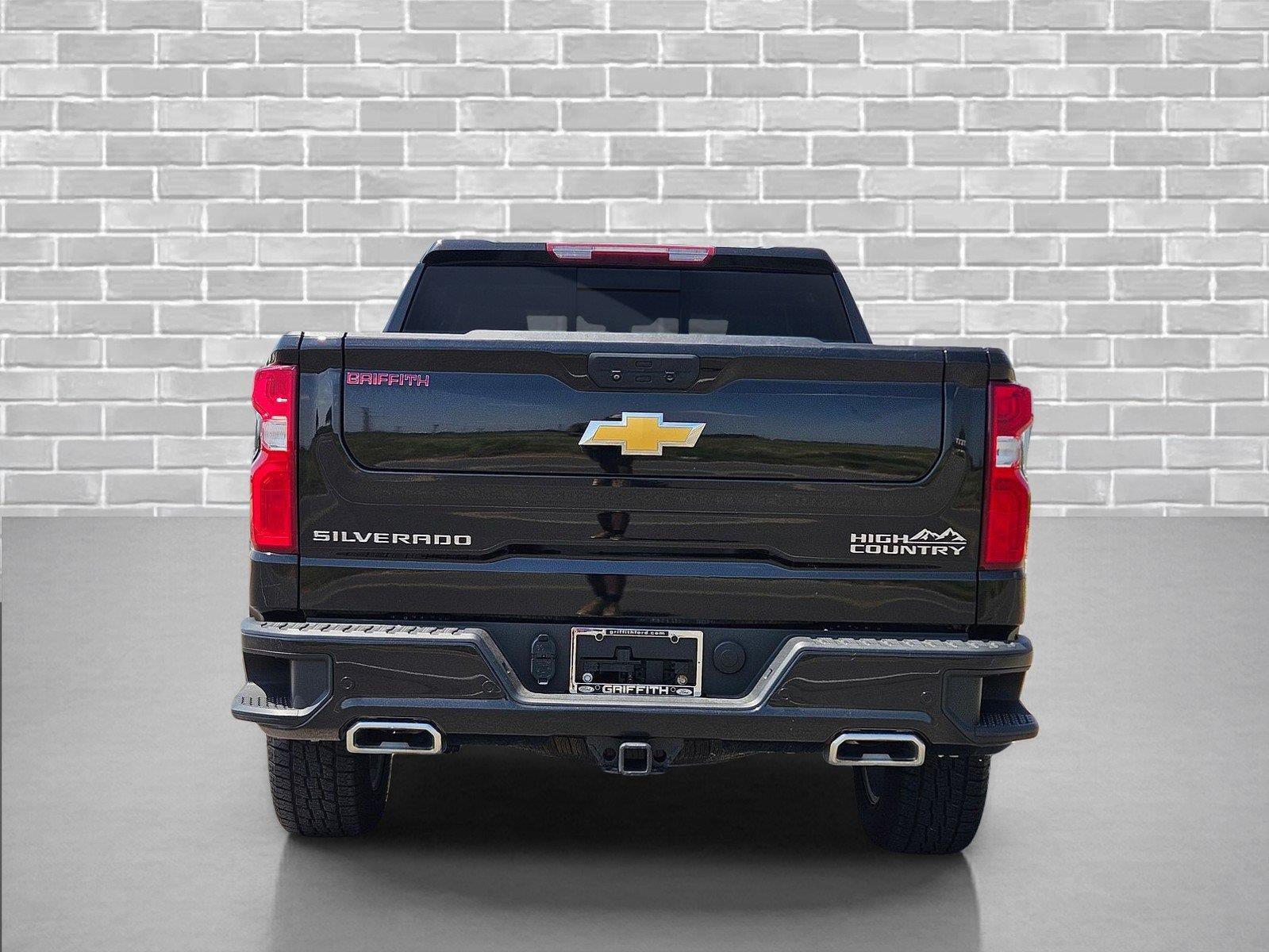 Used 2022 Chevrolet Silverado 1500 High Country w/ Safety Package II AWD/4WD image 6