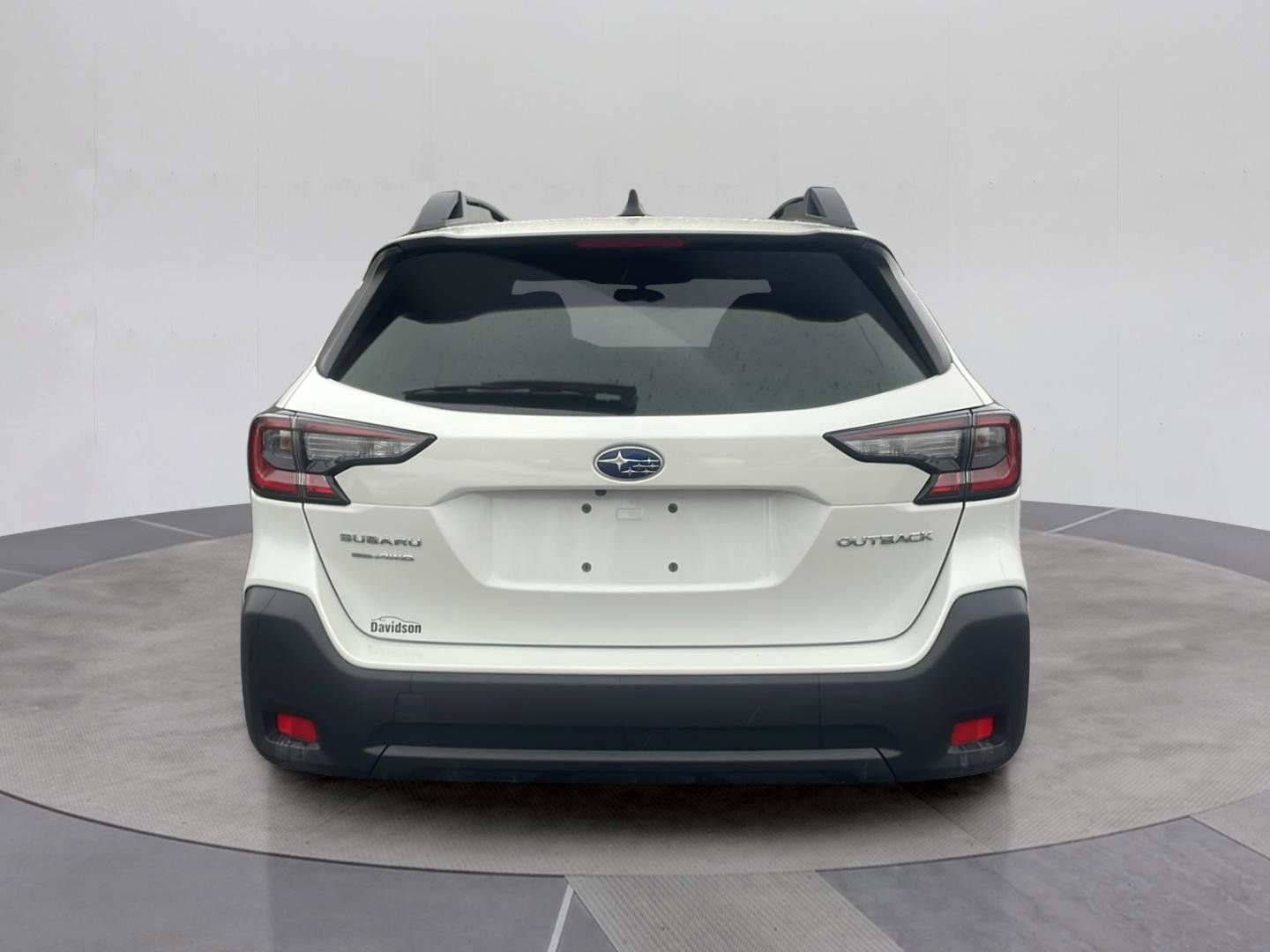 Used 2023 Subaru Outback Premium image 5