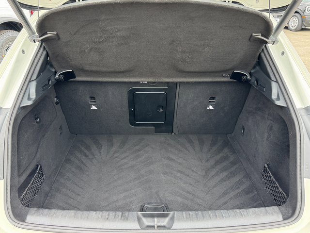 Used 2017 Mercedes-Benz GLA 250 4MATIC image 18