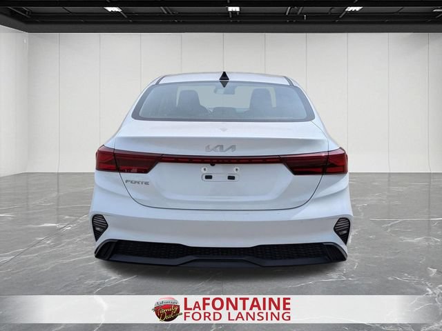 Used 2024 Kia Forte LXS FWD image 4