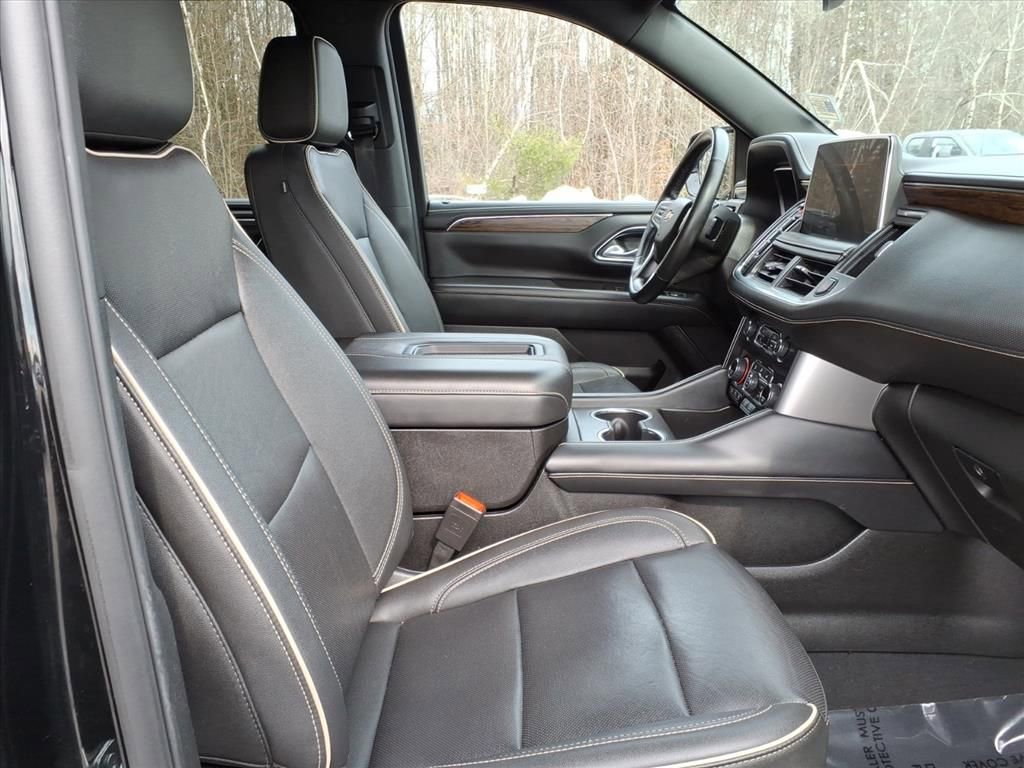 Used 2024 Chevrolet Tahoe Premier AWD/4WD image 11
