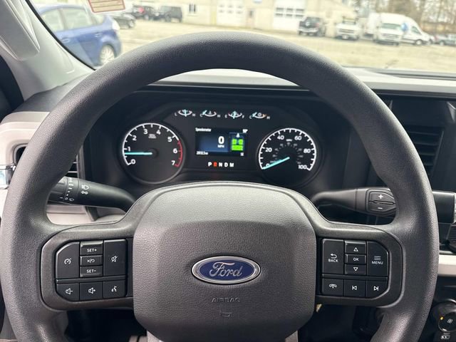 Certified 2025 Ford F250 XLT w/ Snow Plow Prep Package AWD/4WD image 27