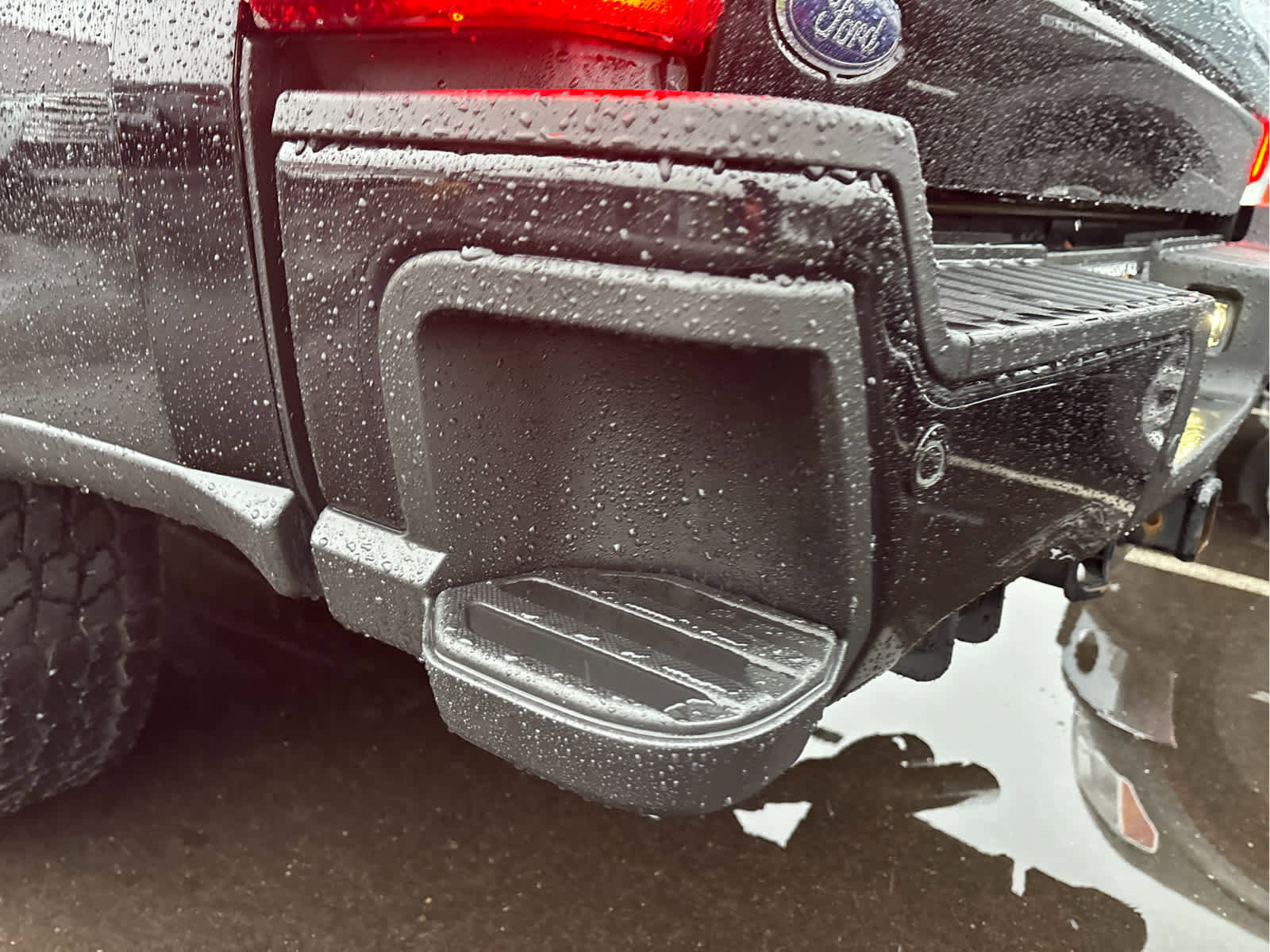 Certified 2024 Ford F350 Platinum w/ FX4 Off-Road Package image 43