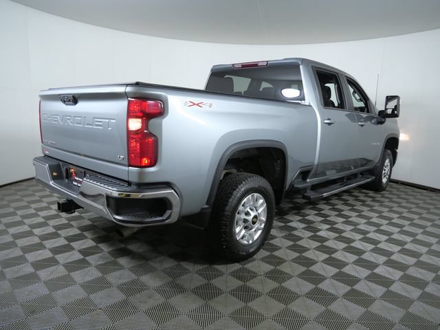 Used 2024 Chevrolet Silverado 2500 LT AWD/4WD image 5