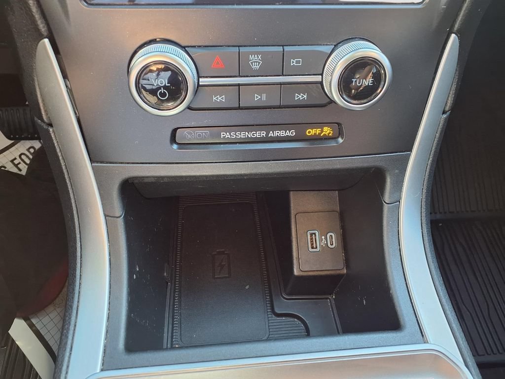 Certified 2024 Ford Edge SEL w/ Convenience Package AWD/4WD image 15