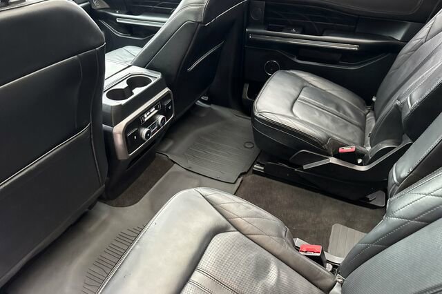 Certified 2020 Ford Expedition Max Platinum image 9
